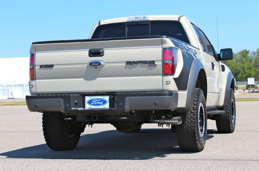  Ford F-150 SVT Raptor 2013 года  (фото 7 из 45)